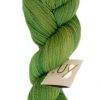 Uy.Yarn verde claro Fingering 013